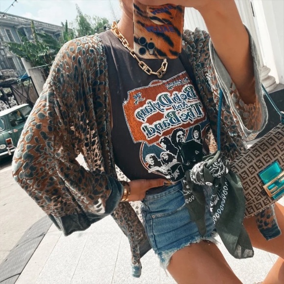 SOLD OUT Bob Dylan Band Concert Graphic Vintage Style Tank - Picture 2 of 9